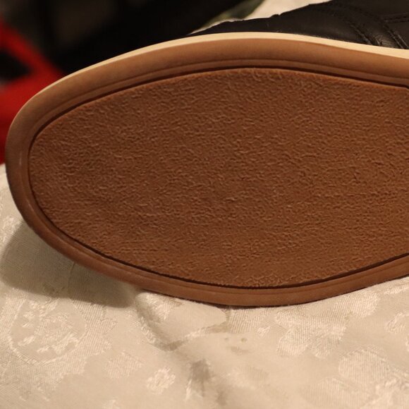 New Men's Levi's High Top Sneaker Black /white Comfort insole 13 - Picture 8 of 12